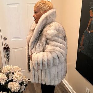 Authentic mink coat with silk lined interior